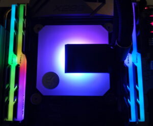 EK-AIO 240 D-RGB Liquid CPU Cooler Review